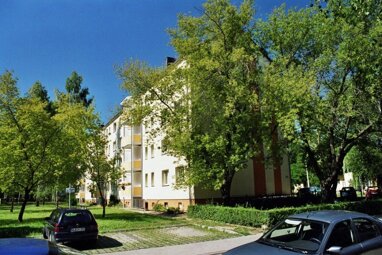 Wohnung zur Miete 303 € 2 Zimmer 52,2 m² 3. Geschoss Karow Thale 06502