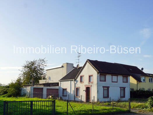 Mehrfamilienhaus zum Kauf als Kapitalanlage geeignet 299.000 € 12 Zimmer 419 m² 779 m² Grundstück Stadtmitte Viersen 41748