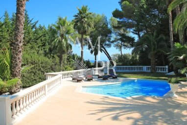 Einfamilienhaus zum Kauf 1.800.000 € 6 Zimmer 183 m² Terrefial Cannes 06400