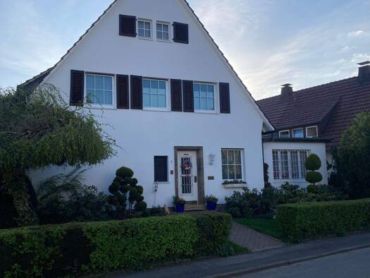 Einfamilienhaus zur Miete 1.500 € 6 Zimmer 170 m² 684 m² Grundstück Helene-Pellmann-Straße 1 Lendringsen Menden 58710