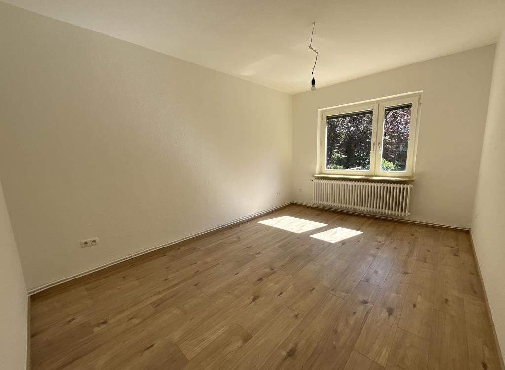 Wohnung zur Miete 329 € 2 Zimmer 48,2 m²<br/>Wohnfläche Erdgeschoss<br/>Geschoss Tilsiter Straße 17 Bant Wilhelmshaven 26389