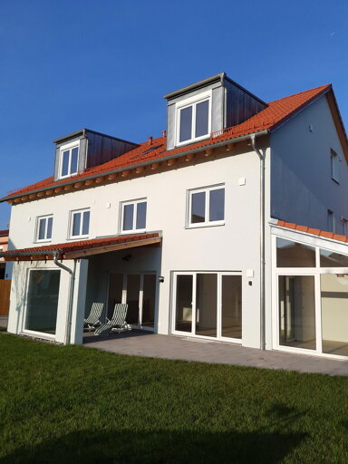 Doppelhaushälfte zur Miete 2.500 € 7 Zimmer 209 m² 400 m² Grundstück Sommerhausener Str. 7 Gaimersheimer Heide Ingolstadt 85049