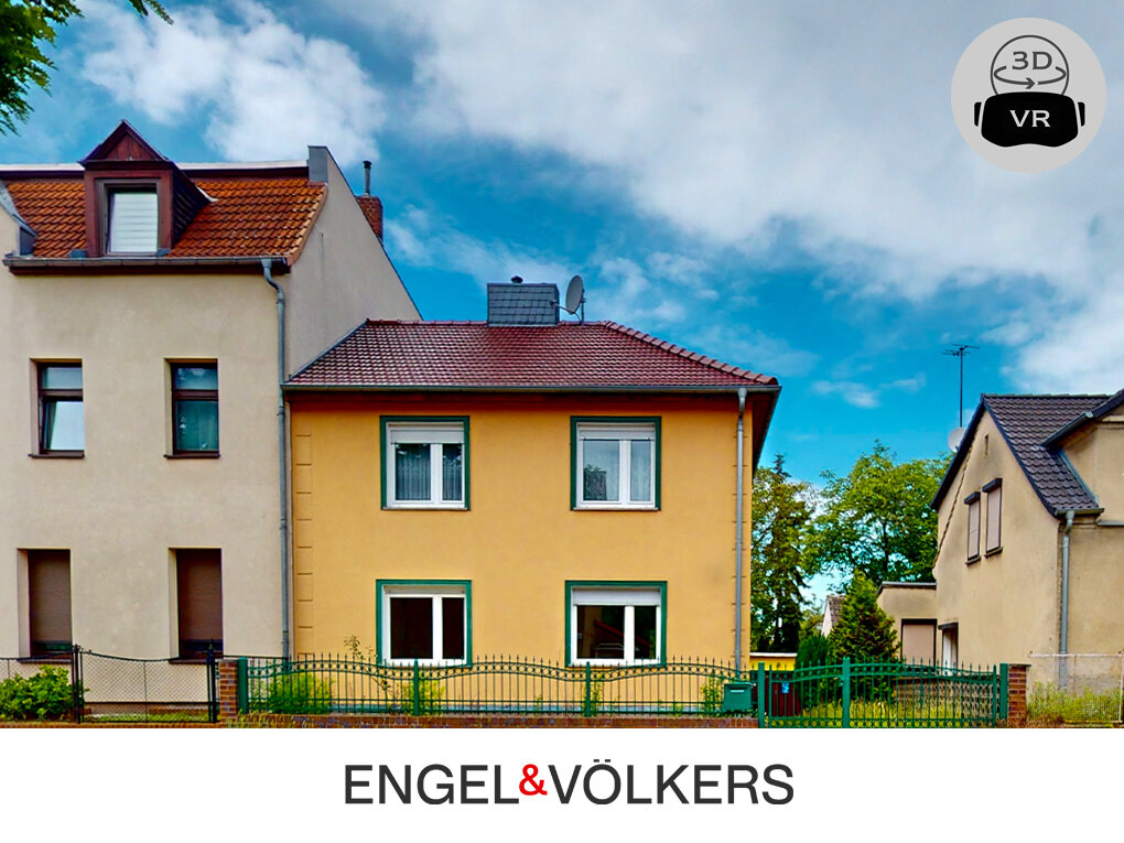Haus zum Kauf 295.000 € 6 Zimmer 141 m²<br/>Wohnfläche 1.303 m²<br/>Grundstück Rüdersdorf Rüdersdorf bei Berlin 15562