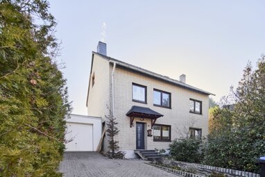 Einfamilienhaus zum Kauf 287.000 € 7 Zimmer 175 m² 815 m² Grundstück Stotzheim Euskirchen 53881