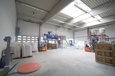 Halle/Industriefläche zur Miete provisionsfrei 9 € 2.100 m² Lagerfläche teilbar von 850 m² bis 1.300 m² Groß Machnow Rangsdorf 15834