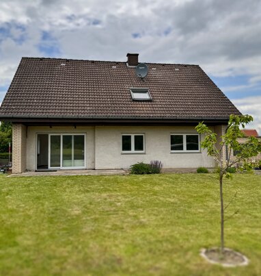Mehrfamilienhaus zum Kauf Provisionsfrei 440.000 € 7 Zimmer 190 m² 896 m² Grundstück Sylbacher Straße 46 Pottenhausen Lage 32791