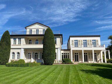 Haus zum Kauf 2.100.000 € 16 Zimmer 835 m² 4.590 m² Grundstück Kernstadt Holzminden 37603