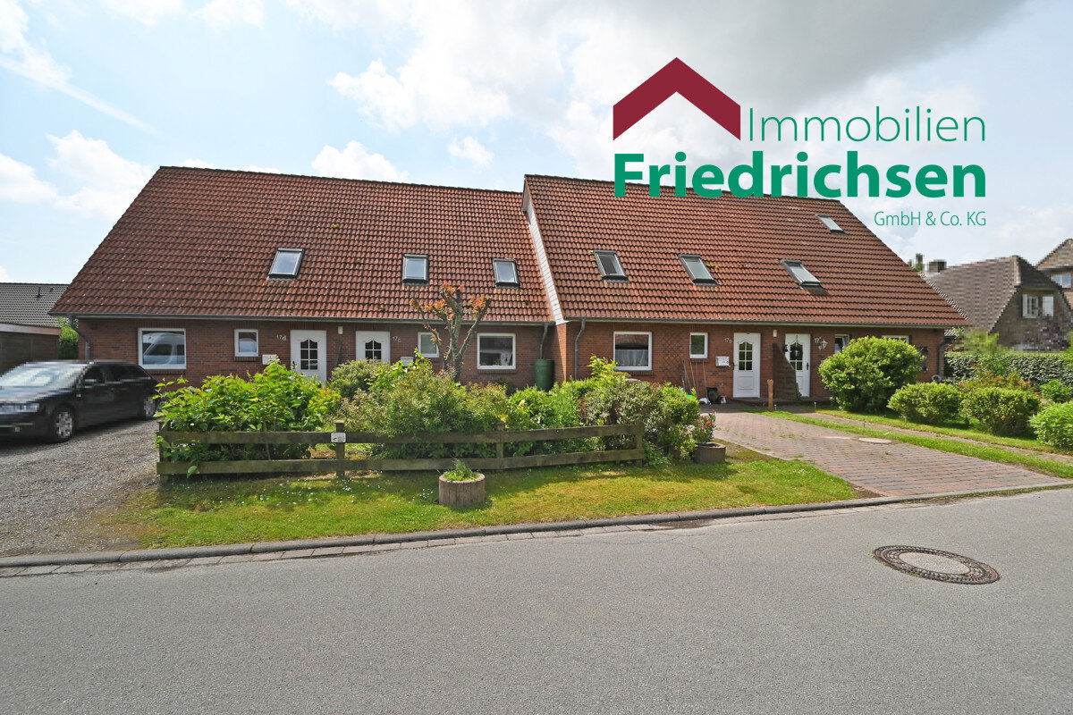 Mehrfamilienhaus zum Kauf 439.000 € 12 Zimmer 285,7 m²<br/>Wohnfläche Neukirchen Neukirchen 25927