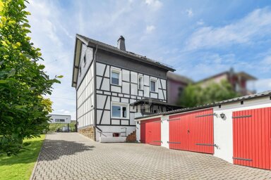 Mehrfamilienhaus zum Kauf 499.000 € 8 Zimmer 183 m² 926 m² Grundstück Marialinden Overath 51491