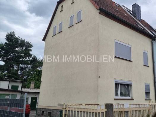 Doppelhaushälfte zum Kauf provisionsfrei 69.800 € 6 Zimmer 107 m² 385 m² Grundstück Röderau-Bobersen Zeithain 01619