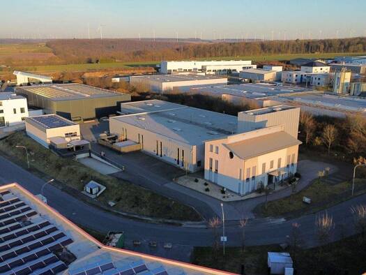 Produktionshalle zum Kauf provisionsfrei 893 € 2.479 m² Lagerfläche Nikolaus-Otto-Straße 22 Alfen Borchen 33178