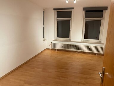 WG-Zimmer zur Miete 387 € 20 m² 1. Geschoss frei ab sofort Hofstraße 29 Gaarden - Süd / Kronsburg Bezirk 4 Kiel 24143