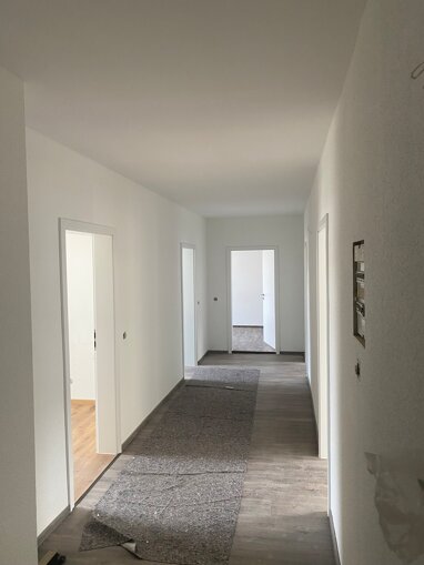 Wohnung zur Miete 590 € 4 Zimmer 100 m² 1. Geschoss Reichenbach Reichenbach 08468