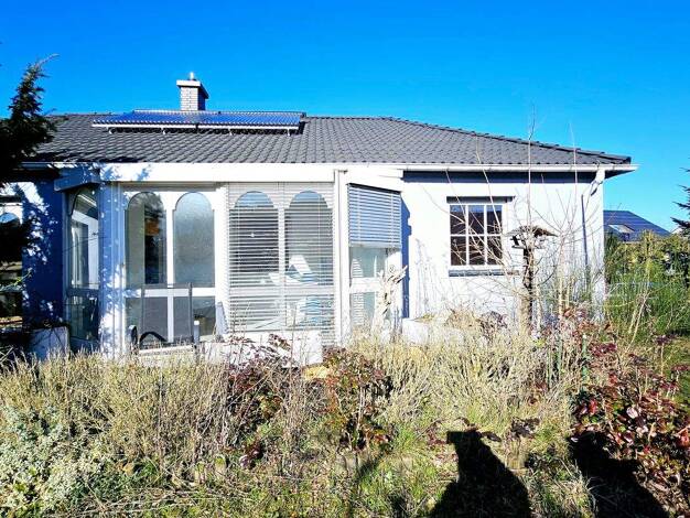 Bungalow zum Kauf 6 Zimmer 125 m² 704 m² Grundstück Kleinlangheim 97355