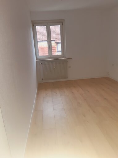 Wohnung zur Miete 1.000 € 3 Zimmer 78 m² 1. Geschoss Hofstrasse 33 Altbach 73776