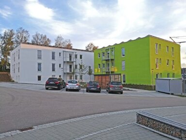 Studio zur Miete 717 € 3 Zimmer 75,4 m² 1. Geschoss frei ab sofort Irma-Holder-Platz 4 Wald Wald 93192