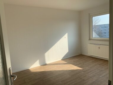 Wohnung zur Miete 201,42 € 1 Zimmer 26 m² 4. Geschoss Klingenthaler Str. 12 Thekla Leipzig 04349