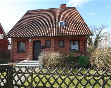 Einfamilienhaus zum Kauf 260.000 € 8 Zimmer 148,4 m² 744 m² Grundstück Kaltenmoor Lüneburg 21337