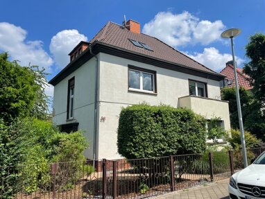 Einfamilienhaus zum Kauf 550.000 € 6 Zimmer 211 m² 860 m² Grundstück Semmelweisstraße Magdeburg 39112