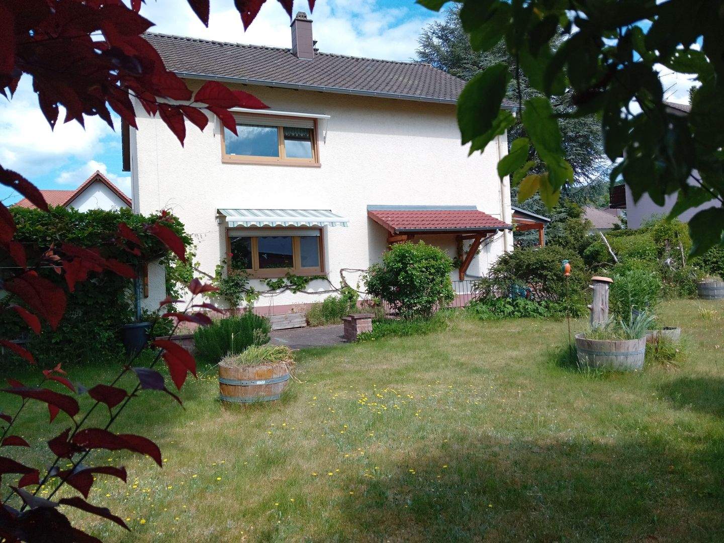 Immobilie in Bruchmühlbach-Miesau - Bruchmühlbach-Miesau - Familienfreundliches Einfamilienhaus mit schönem Garten und Garagenkomfort - Bild 1