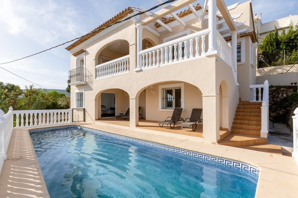 Villa zum Kauf 599.000 € 6 Zimmer 196 m²<br/>Wohnfläche 703 m²<br/>Grundstück Javea 03730