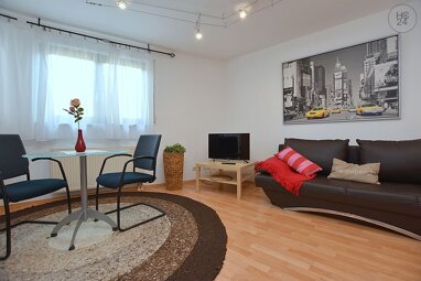 Wohnung zur Miete Wohnen auf Zeit 890 € 2 Zimmer 35 m² frei ab 10.06.2024 Berkheim - Süd Esslingen 73734