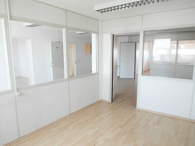 Bürofläche zur Miete Provisionsfrei 640 € 4 Zimmer 80 m² Bürofläche Waldstr. Südstadt 42 Fürth 90763