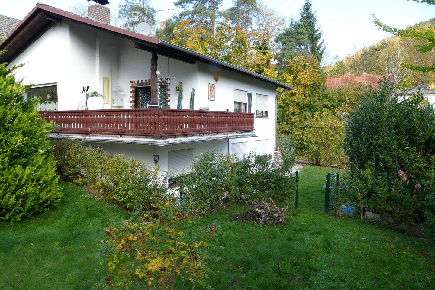 Immobilie in Edertal - Gelegenheit! Wunderschönes 1-2 Familienhaus in bevorzugter Lage am Edersee zu verkaufen - Bild 2