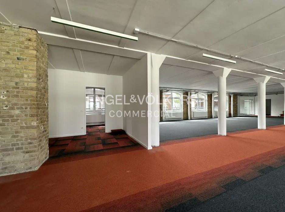 Büro-/Praxisfläche zur Miete 29 € 782,6 m²<br/>Bürofläche ab 782,6 m²<br/>Teilbarkeit Kreuzberg Berlin 10967