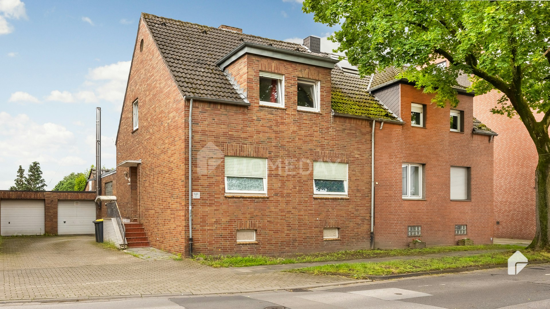 Mehrfamilienhaus zum Kauf 469.000 € 6 Zimmer 190 m²<br/>Wohnfläche 344 m²<br/>Grundstück Neersen Willich 47877