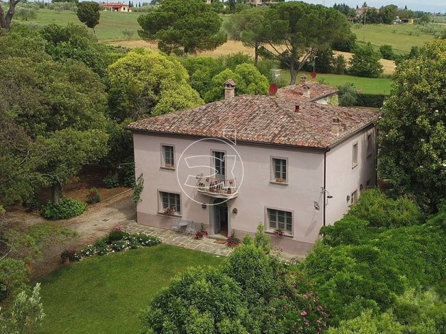 Villa zum Kauf 890.000 € 500 m²<br/>Wohnfläche 15.000 m²<br/>Grundstück Foiano della Chiana 52045