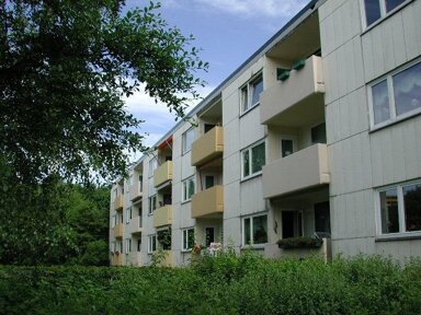 Wohnung zur Miete 731 € 3,5 Zimmer 74,7 m² 2. Geschoss frei ab 05.03.2025 Malmöweg 6 Mettenhof Kiel 24109