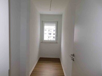 Wohnung zur Miete 760 € 2 Zimmer 66,3 m² 1. Geschoss frei ab 04.03.2025 Helbingstr. 102 Südviertel Essen 45128