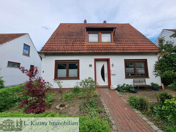 Einfamilienhaus zum Kauf 223.500 € 6 Zimmer 210 m²<br/>Wohnfläche 917 m²<br/>Grundstück Lesum Bremen 28717