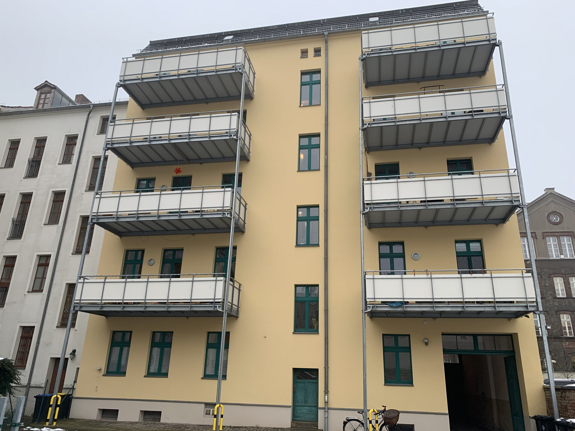 Wohnung zur Miete 620 € 2 Zimmer 82,8 m²<br/>Wohnfläche 1.<br/>Geschoss ab sofort<br/>Verfügbarkeit Schulstraße 11 Innenstadt Görlitz 02826