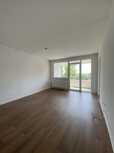 Wohnung zur Miete 563 € 2 Zimmer 52,5 m² 5. Geschoss frei ab 16.07.2024 Potsdamer Straße 61 Hassels Düsseldorf 40599