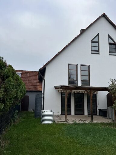 Haus zum Kauf provisionsfrei 210.000 € 5,5 Zimmer 127 m² 254 m² Grundstück Hessestraße Obereisesheim Neckarsulm 74172