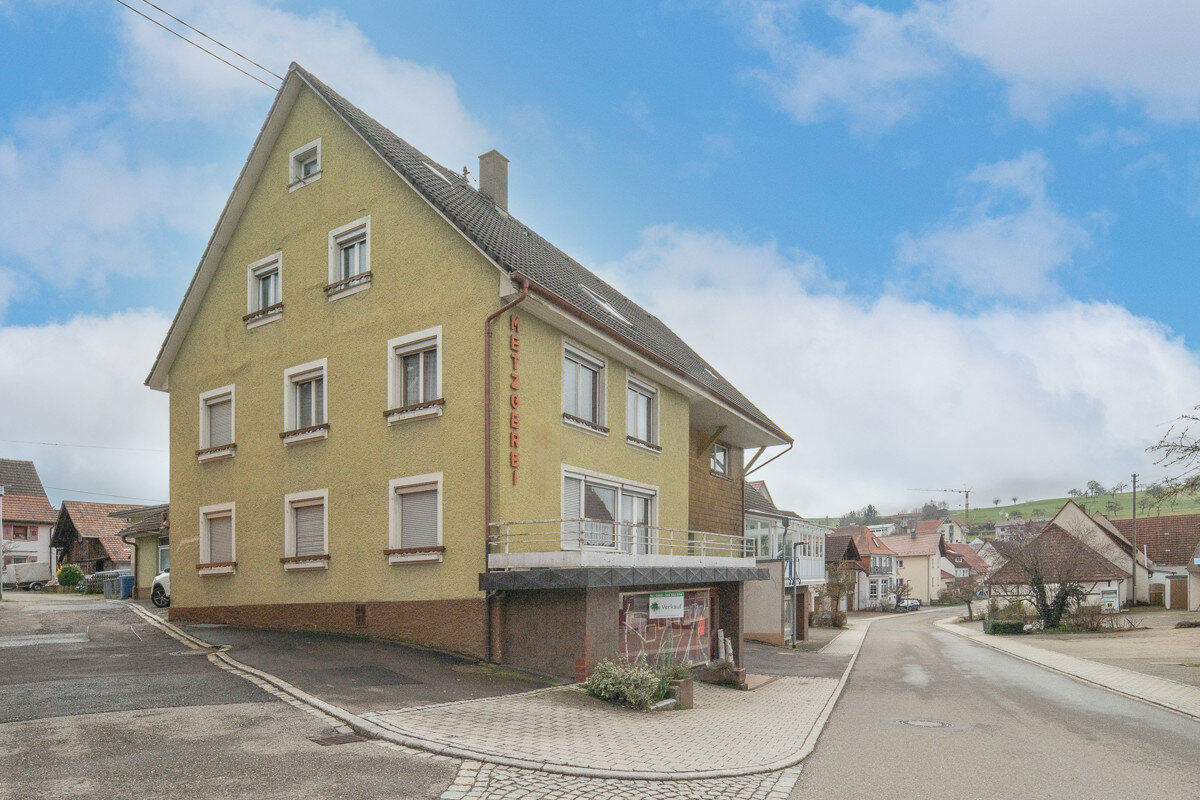 Haus zum Kauf 295.000 € 5 Zimmer 171,4 m²<br/>Wohnfläche 710 m²<br/>Grundstück Leipferdingen Geisingen / Leipferdingen 78187