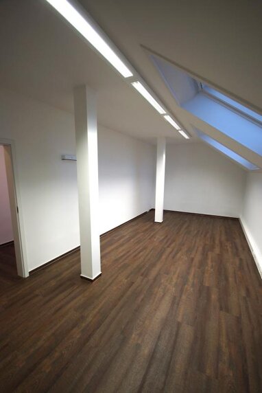 Büro-/Praxisfläche zur Miete 2.500 € 6 Zimmer 207,5 m² Bürofläche Stadtamhof Regensburg 93059