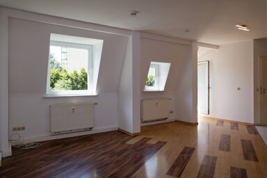 Wohnung zur Miete 350 € 3 Zimmer 69,6 m² 3. Geschoss Schmidtstraße 26 Greiz Greiz 07973