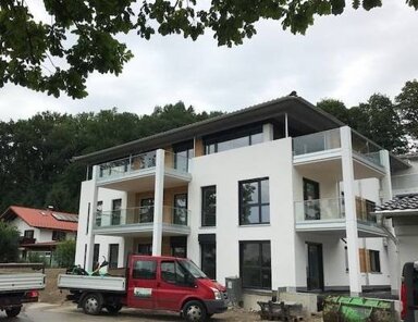 Wohnung zur Miete 700 € 3,5 Zimmer 137 m² frei ab sofort Ghersburgstr. Bad Aibling 83043