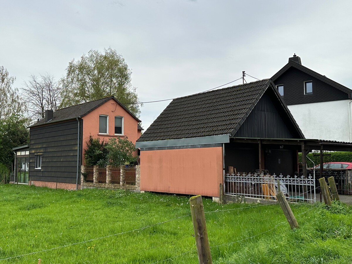 Einfamilienhaus zum Kauf 399.000 € 4 Zimmer 120 m²<br/>Wohnfläche 395 m²<br/>Grundstück Hennef Hennef 53773