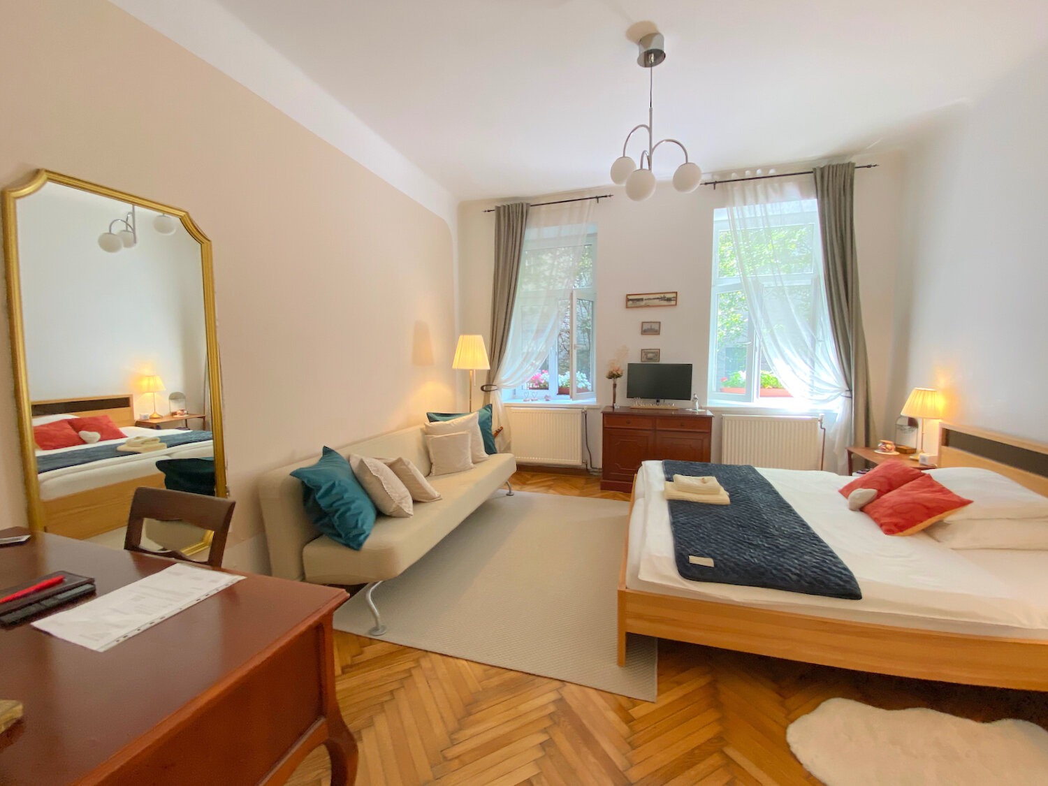 Wohnung zur Miete Wohnen auf Zeit 1.470,80 € 1 Zimmer 30 m²<br/>Wohnfläche 31.03.2025<br/>Verfügbarkeit Wien 1020