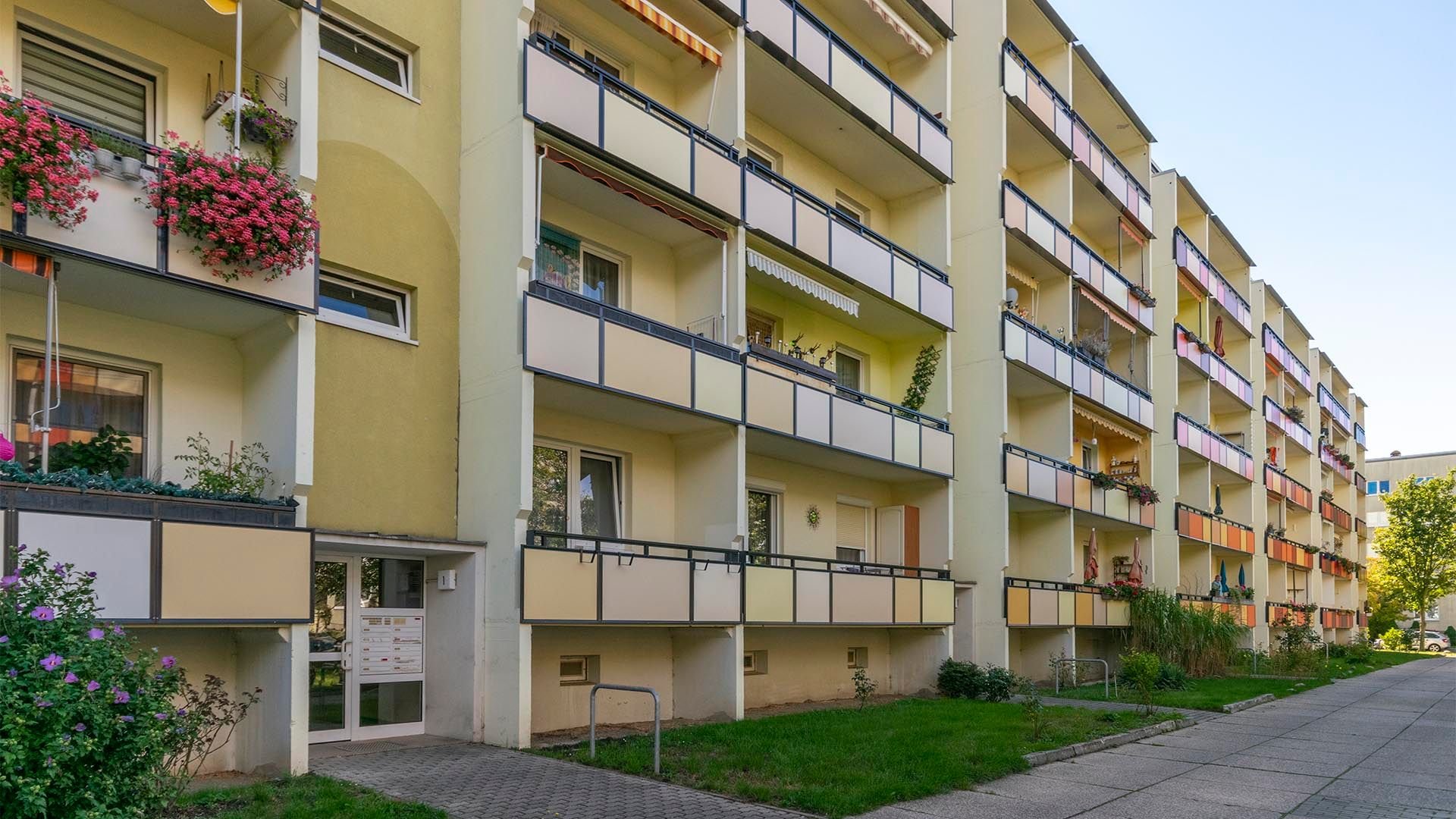 Wohnung zur Miete 376 € 3 Zimmer 63,7 m²<br/>Wohnfläche 4. Stock<br/>Geschoss Siriusweg 3 Grünau - Nord Leipzig 04205
