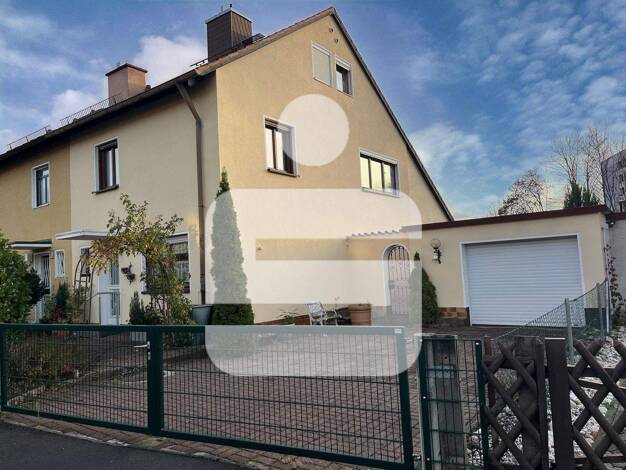 Doppelhaushälfte zum Kauf 290.000 € 5 Zimmer 130 m² 327 m² Grundstück Bad Kissingen 97688