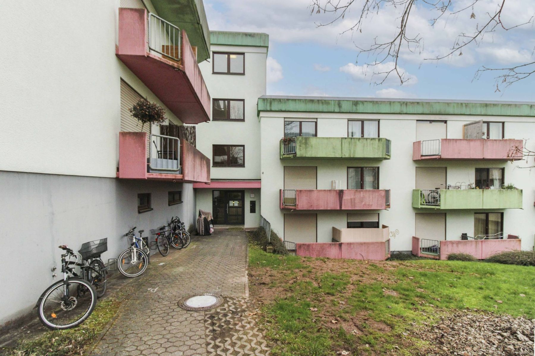 Immobilie zum Kauf 79.900 € 1 Zimmer 25,6 m²<br/>Fläche Neu-Kürenz 2 Trier 54295