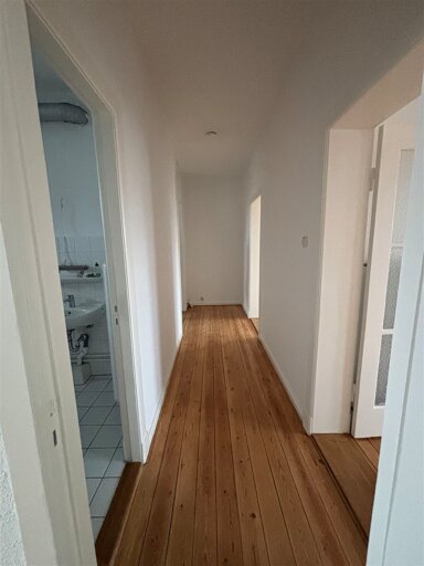 Wohnung zur Miete 650 € 3 Zimmer 64,6 m² 4. Geschoss frei ab sofort Holtenauer Str. 354a Wik Bezirk 1 Kiel 24106