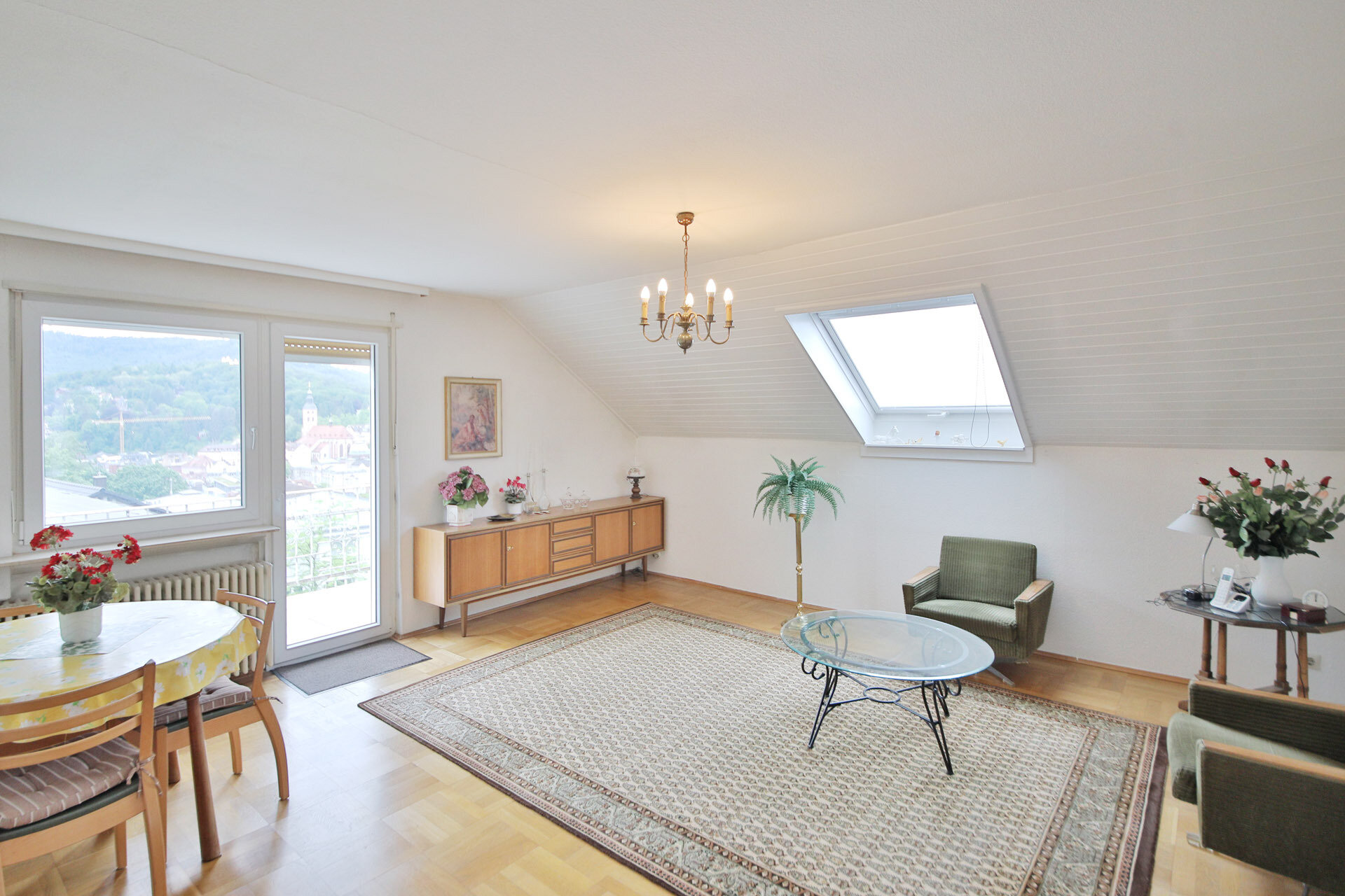 Wohnung zum Kauf 620.000 € 7 Zimmer 182 m²<br/>Wohnfläche 3. Stock<br/>Geschoss Baden-Baden - Kernstadt Baden-Baden 76530