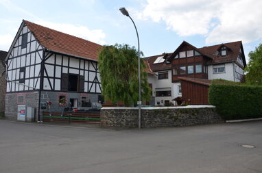 Bauernhaus zum Kauf 270.000 € 9 Zimmer 260 m² 858 m² Grundstück Dickershausen Homberg 34576