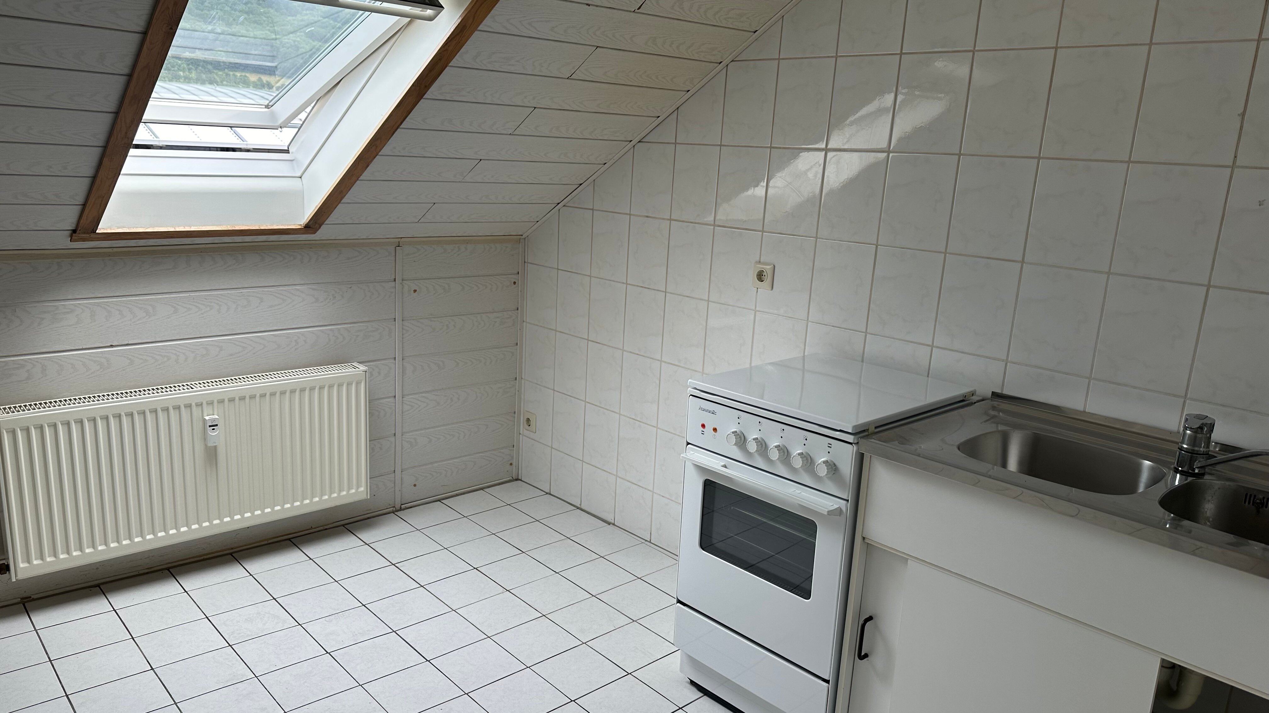 Wohnung zur Miete 210 € 1,5 Zimmer 35 m²<br/>Wohnfläche Dresdner Straße 108 Freital Freital 01705